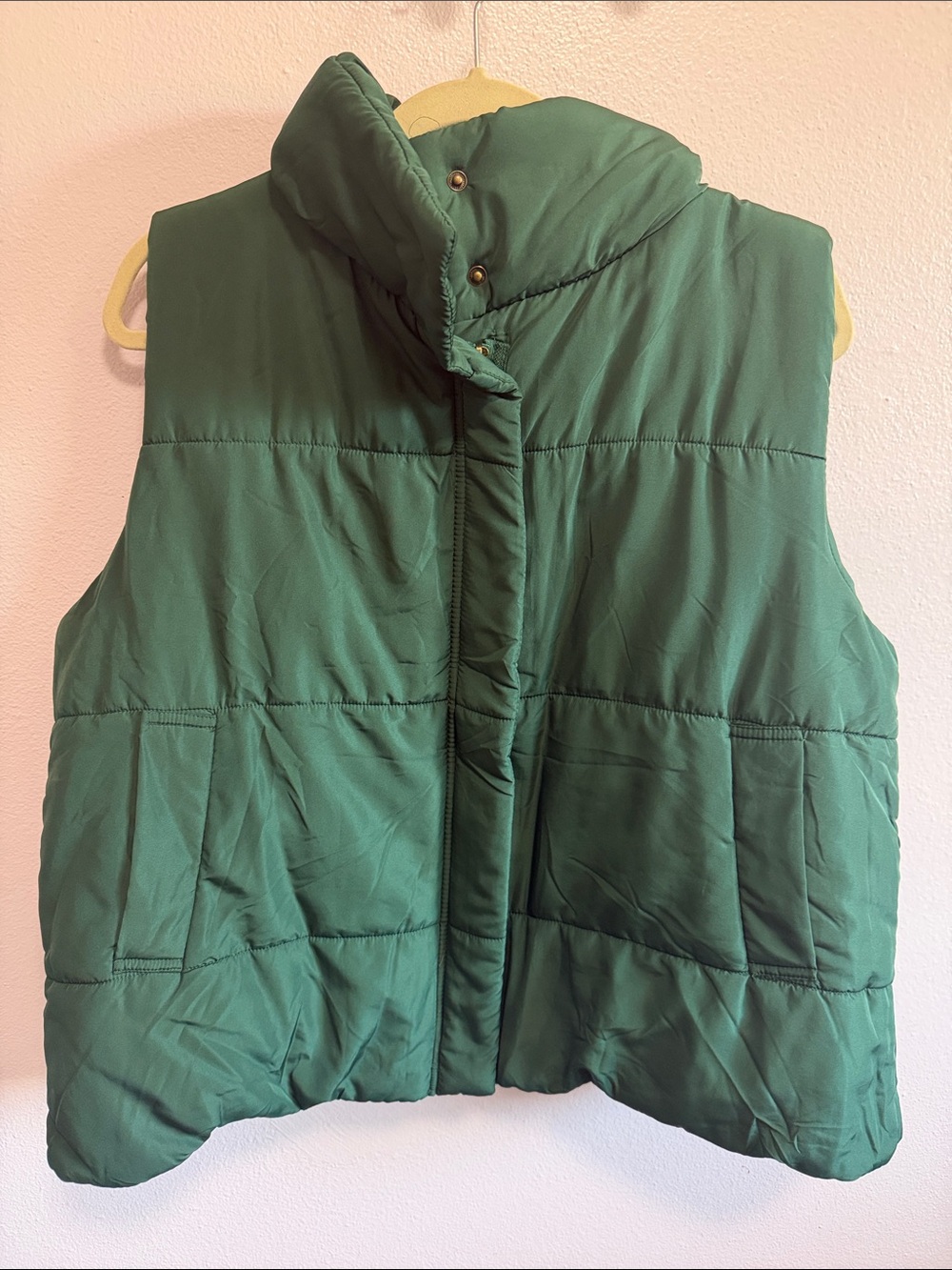 Blu Pepper Quilted Puffer Vest in Forest Green